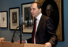 2010 Salant Lecturer Marcus Brauchli.