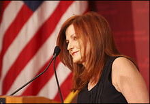 Maureen Dowd delivers the 2007 T.H. White Lecture. 