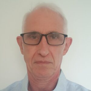 headshot of Robert Walker