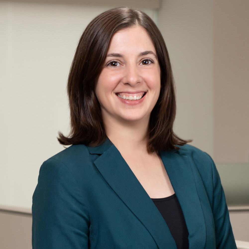 headshot of Caroline Kracunas