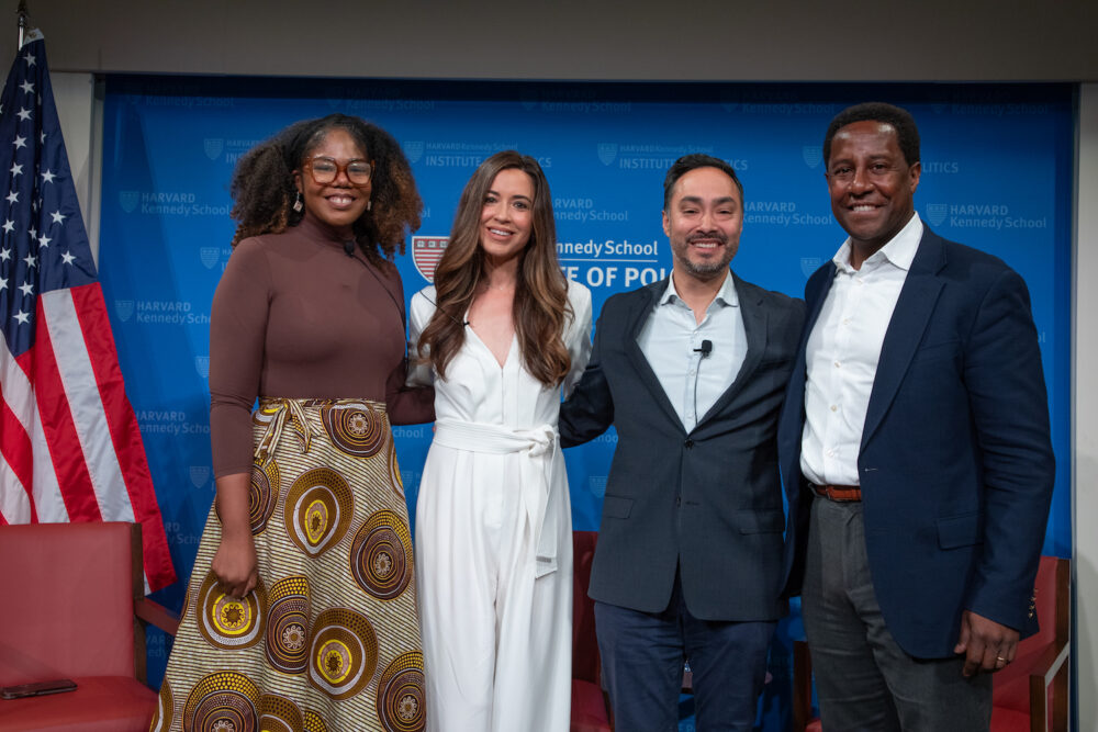 Brandi Collins-Dexter, Alejandra Campoverdi, and Congressman Joaquin Castro pose for a photo with IOP Director Setti Warren after speaking in an event at the JFK Jr. Forum at HKS.